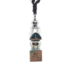 Colgante amuleto con la Pagoda de los cinco elementos