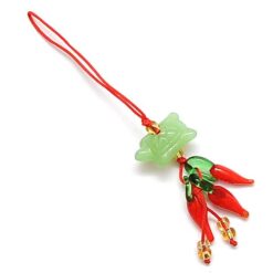 Amuleto con tortuga verde y pimientos rojos