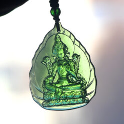 Colgante con Buda - Tara Verde de cristal liuli para Destruir Obstáculos
