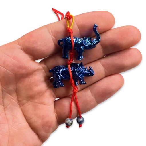 Amuleto con Elefante y Rinoceronte Azul